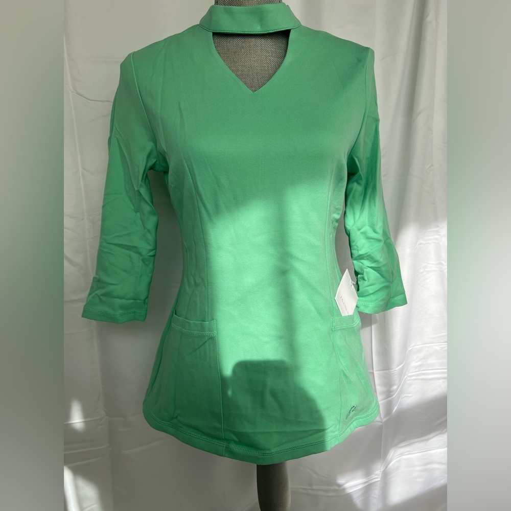 Jaanuu scrub top size small